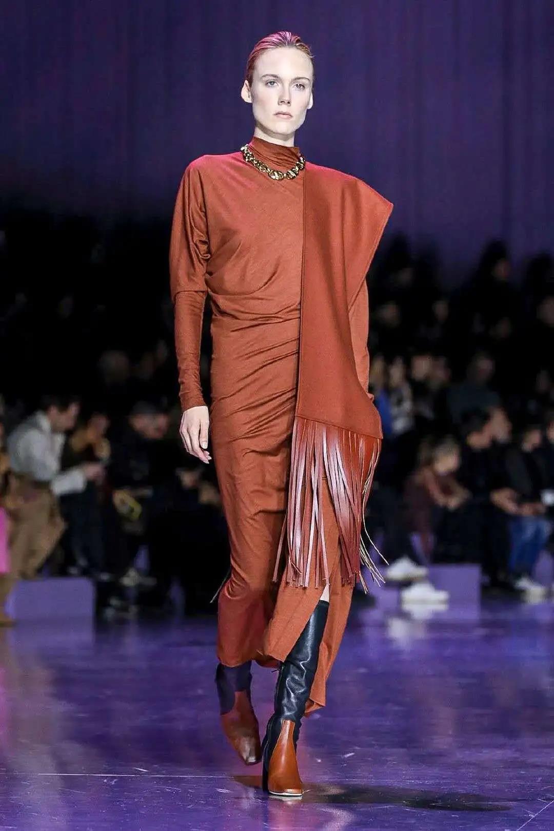 1604799796875719.jpg 311.jpg