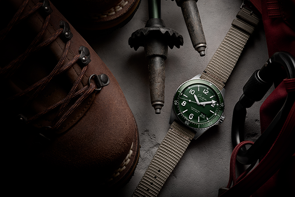 Glashuette Original_04-SeaQ PD Reed Green_Mood 4.png Glashuette Original_04-SeaQ PD Reed Green_Mood 4.png